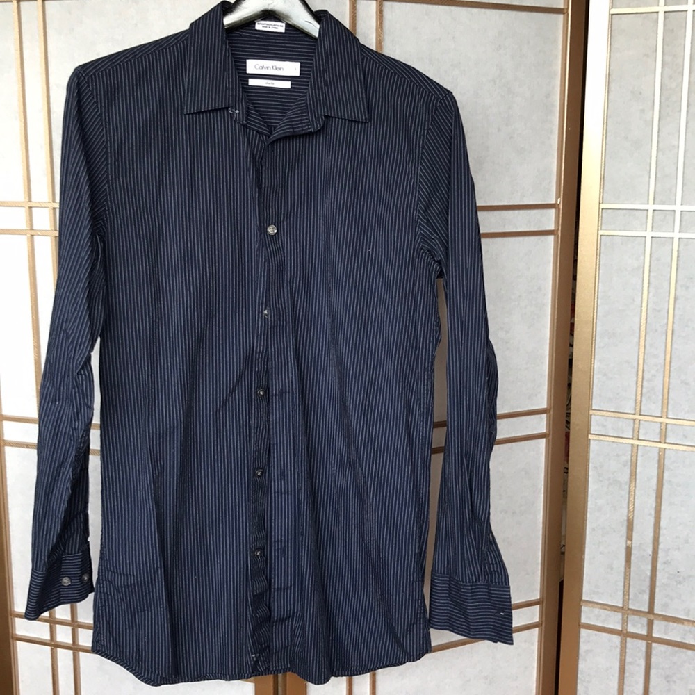 Calvin Klein slim fit men’s button up